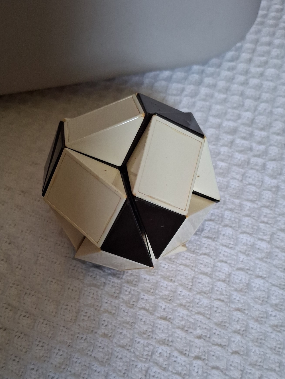 Modern Black and Cream Geometric Puzzle Decor